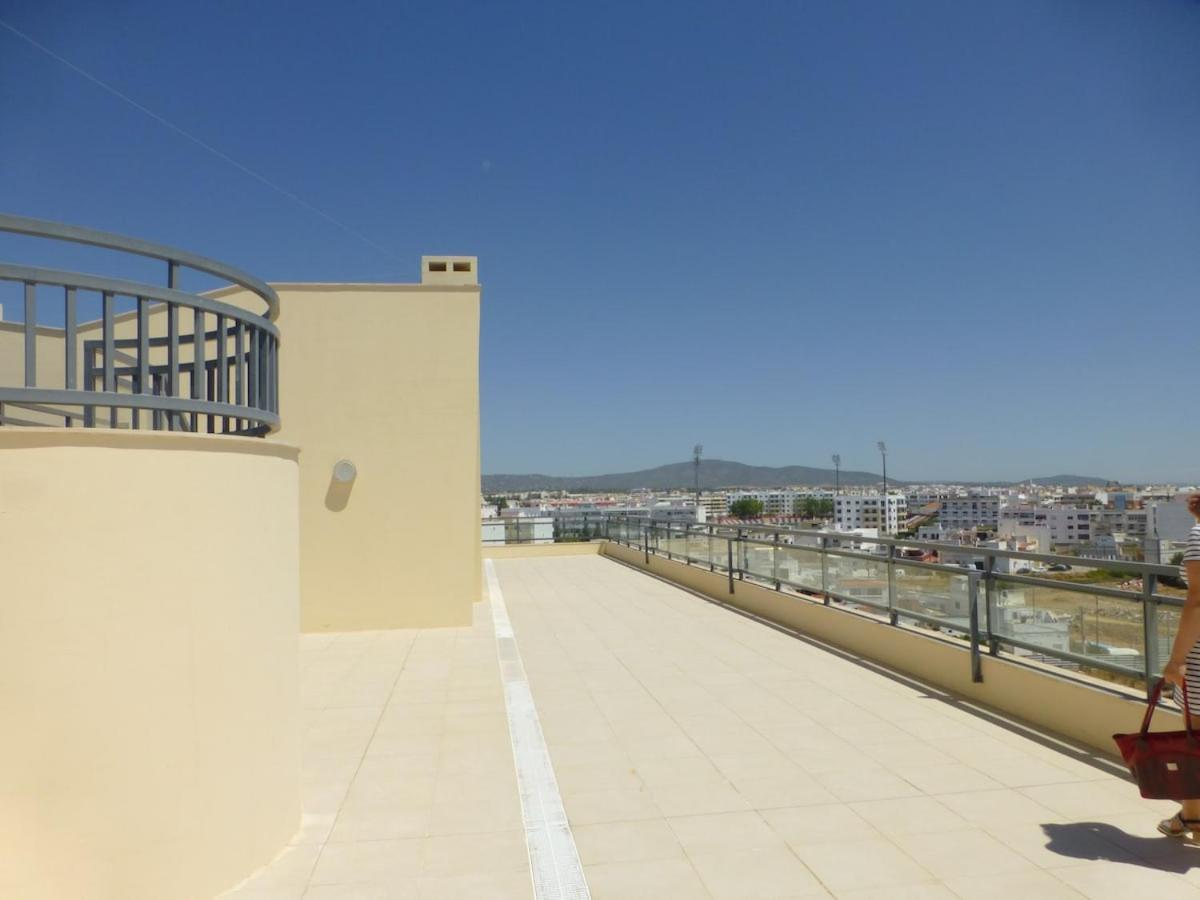 Algarve T2 Apartment With Pool And Balcony In Olhão Zewnętrze zdjęcie