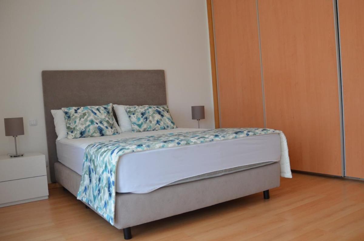 Algarve T2 Apartment With Pool And Balcony In Olhão Zewnętrze zdjęcie